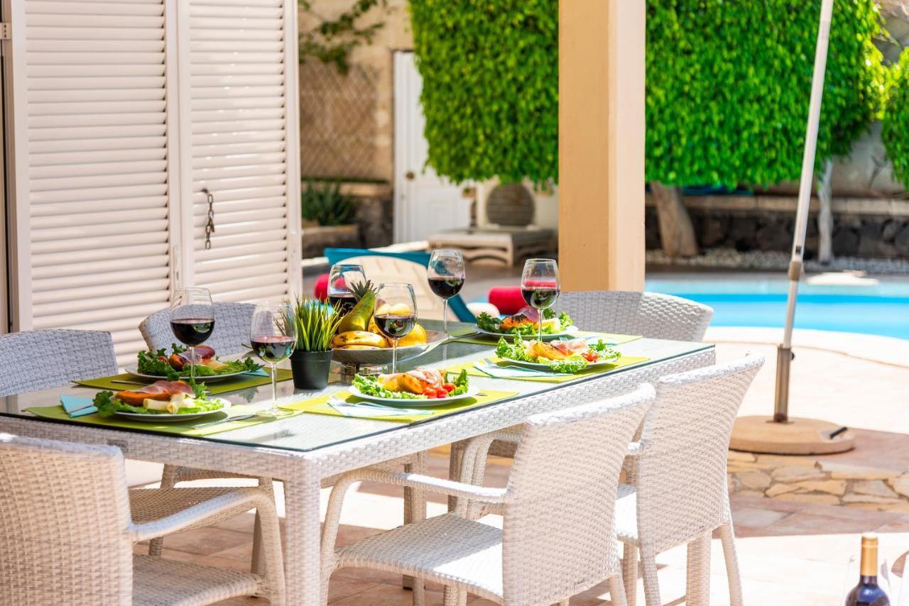 Beautiful Villa Anna With Heated Pool Costa Adeje  Exterior photo
